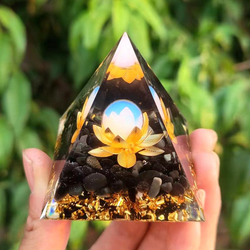 Energy Pyramid Reiki Natural Amethyst Ball Healing Crystals Chakra Tool Ornaments Resin Stones Craft Kids Gift Pyramid