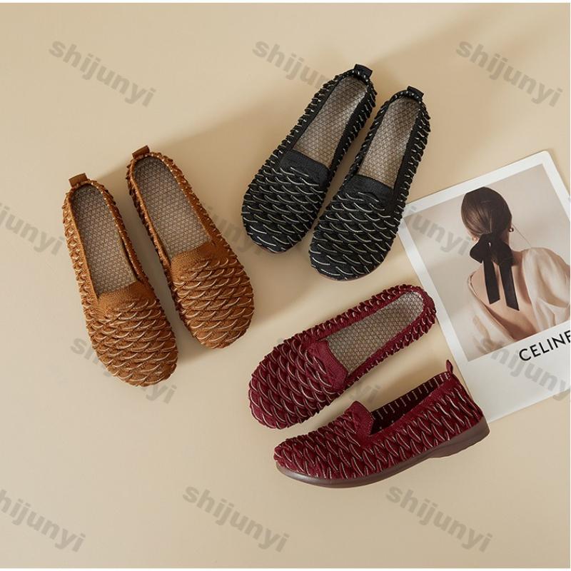 Women's Flats Summer New Fly Weave Breathable Slip on Casual Shoes Lightweight Comfortable Soft Sole Non Slip Vulcanized Shoes