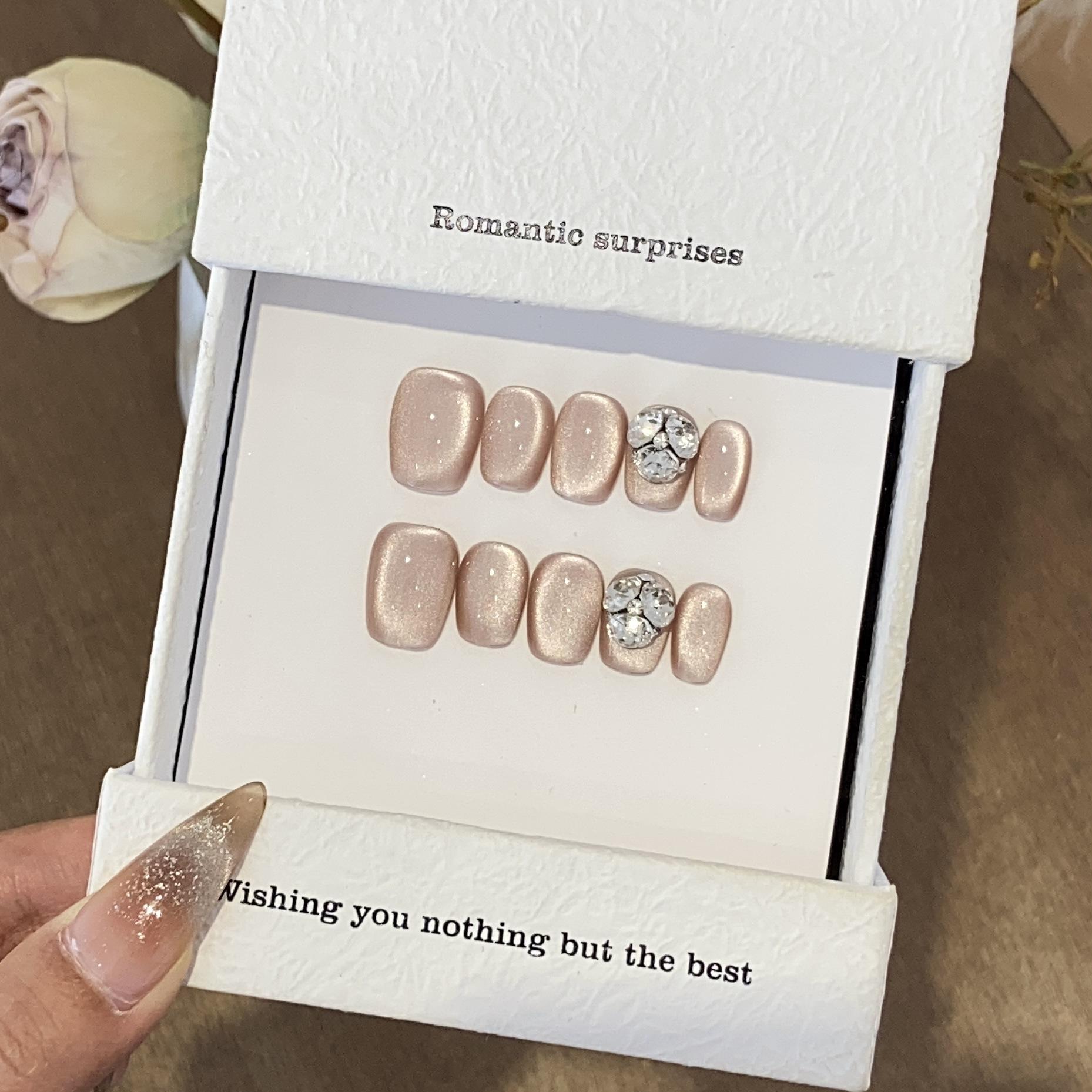 

Ручная работа Керамическое стекло Бусина Боковой свет Кошачий глаз Бриллиантовый шар Куча Снежный Патч Фу Патч для ногтей L