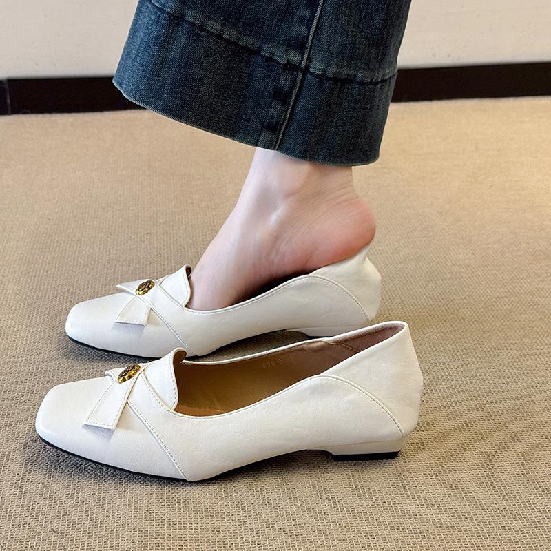Retro style simple single shoes women's summer camellia commuting versatile shallow mouth square head Mary Jane shoes