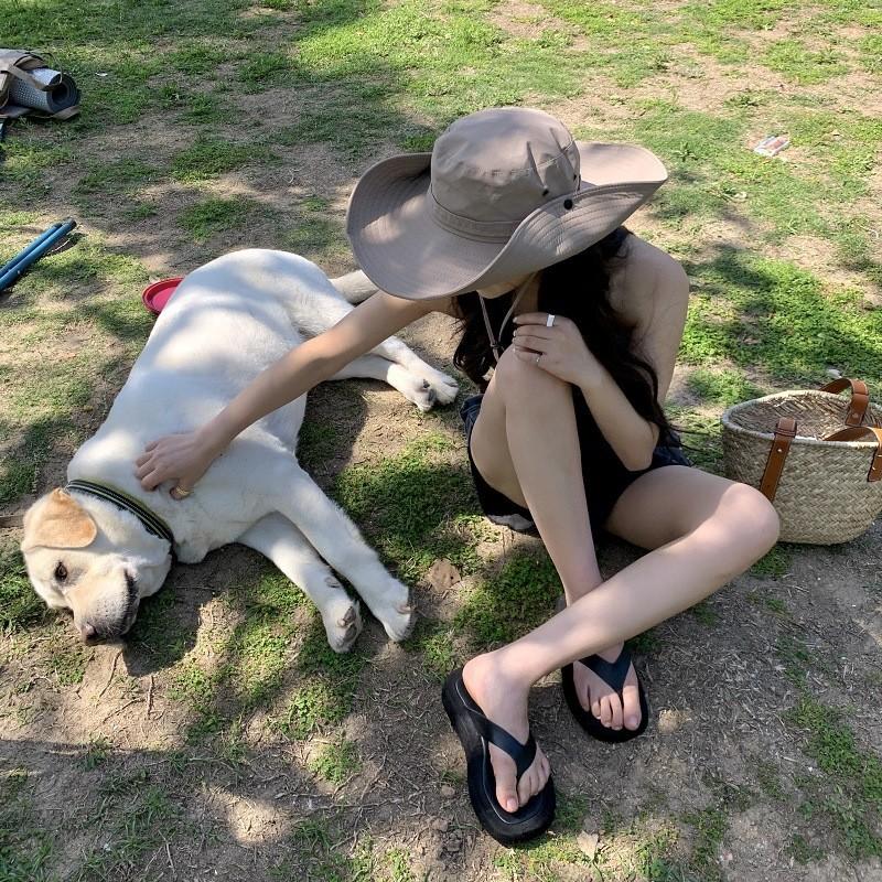 Outdoor Sun Breathable Hat For Men And Women Cotton Blend Material With Roll Brim