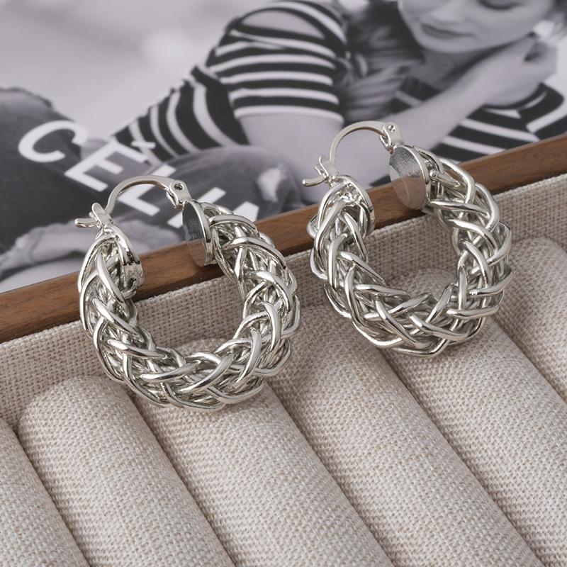2026 European INS Style Chunky Woven Hoop Earrings - Vintage Braided O-Shape Gold Plated Ear Buckles for Women Niche Design Jewelry