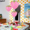 Lanternas de Papel Morango 3D Decoração de Festa de Aniversário Chá de Bebê Ornamento de Morango Pendurado Fundo Decoração de Jardim