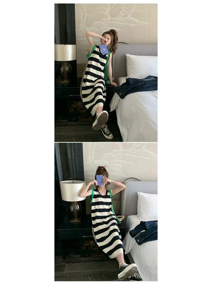 Damen Sommer gestreiftes Strickwestenkleid mit Quaste, mittellang, figurbetont, ärmelloses Design