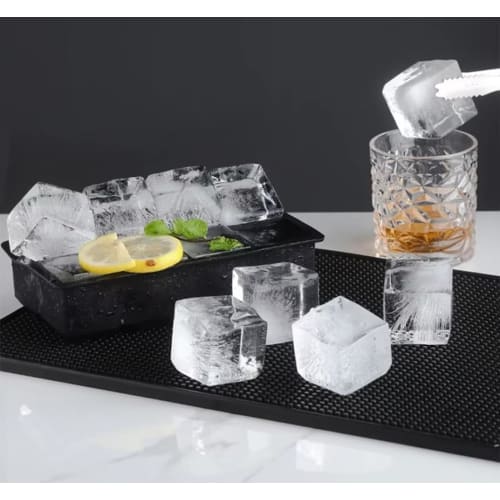 YFFSFDC Silicone Ice Tray with Lid, Square Ice, Large Ice, Freezer Storage, Square Ice, Home Drinking, 4-Cavity Ice Maker (Gray)