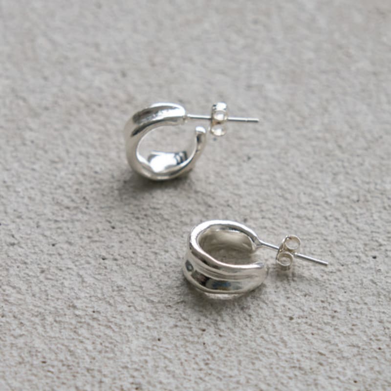 Touched PEBBLE EARRING 05