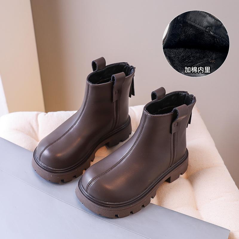 

Корейская версия простых детских одинарных ботинок модные девочки и мальчики с одинаковыми короткими ботинками простые универсальные кожаные ботинки хлопковые ботинки 37 Foot Length 23cm