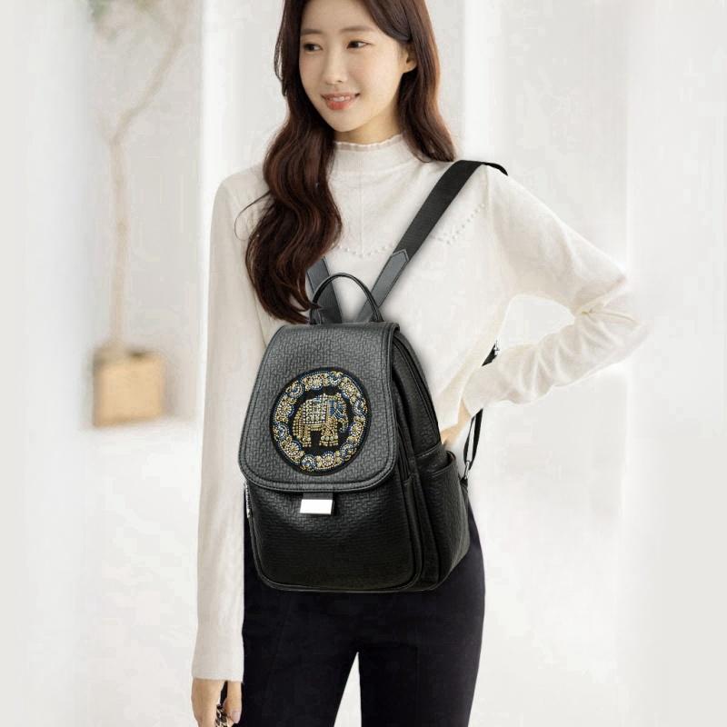 Fashion Personality Elephant Hot Stamping Women's Backpack Ethnic Style Versatile Anti-theft Handbag Trendy Rivet Outdoor Travel Shopping Shoulder Bag
