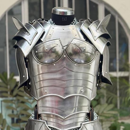 Medieval Women’s Cuirass & Chainmail Armor Set Fantasy LARP Cosplay And SCA Costume  Unique Gift for Her