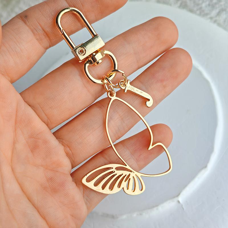 1PC Alphabet Luxury A-Z Fashionable Keychain Vintage Alloy Artistic Gold Hollow Butterfly Elegant