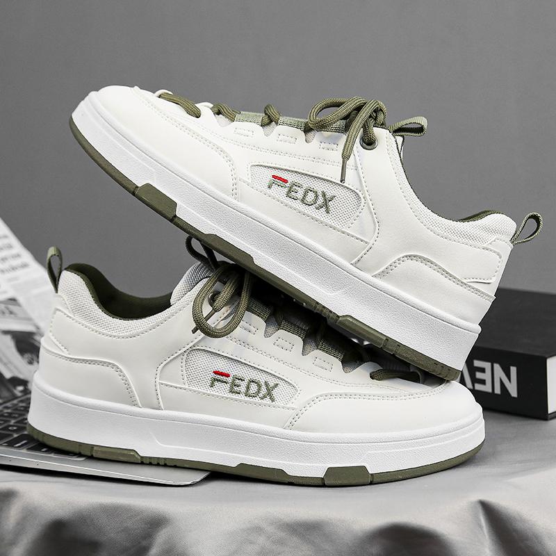 Men's Fashion Casual Low Top Skateboarding Shoes Boys Comfortable Sneakers Male Students Trending Soft Sole Classic Breathable Gym Non-slip