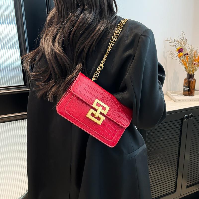 Summer Trend Light Luxury Women's Bags High Value Beautiful Solid Color Chain Single Shoulder Underarm Messenger Bag Versatile