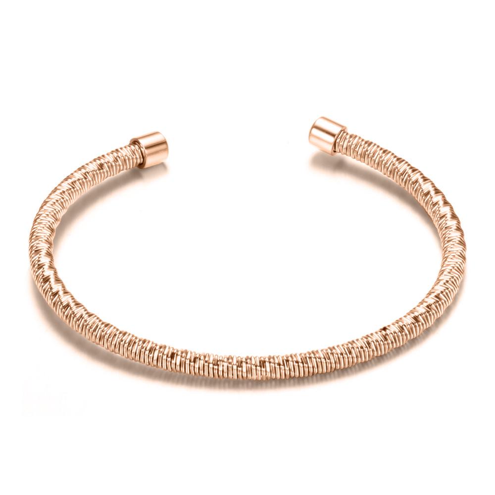 Personalisierte Retro Offene Manschettenarmband aus Edelstahl 4MM