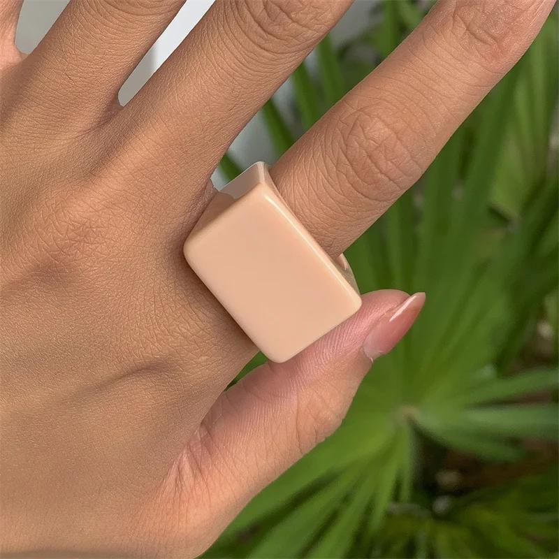 Classic Trend Color Acrylic Ring Ring Simple Geometric Square Wide Edge Resin Ring Jewelry Wedding Gift Creative