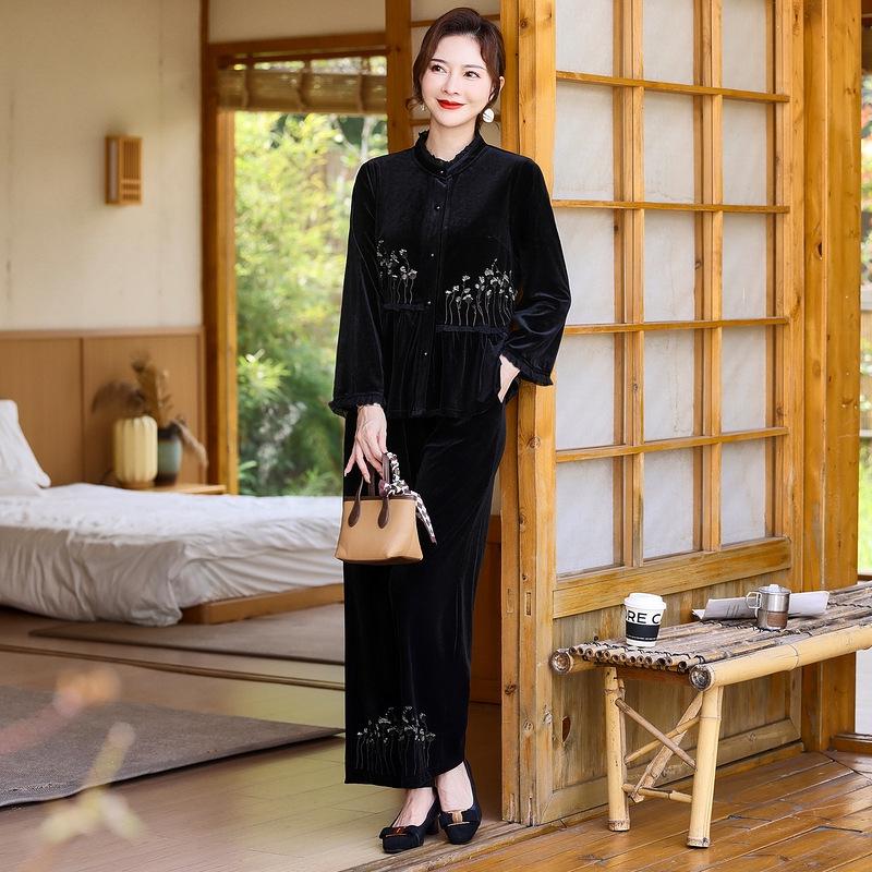 

Элегантный золотой велюровый костюм-двойка на весну и осень для женщин, новый китайский стиль для среднего и пожилого возраста XL recommended for 90-110 jin чёрный