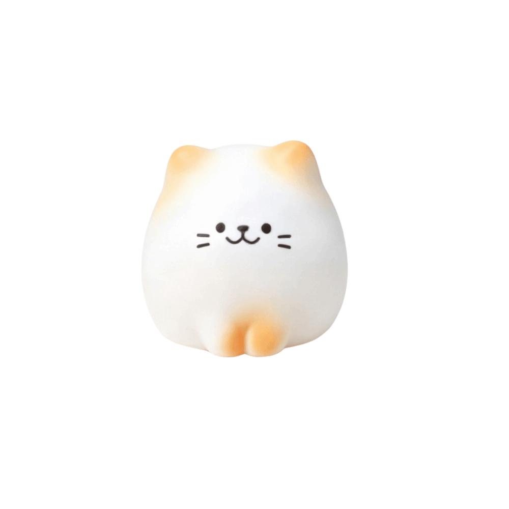 Wealth Cat Model Mini Resin Crafts Kawaii Animal Ornaments Cat Figurine  Desktop Decoration