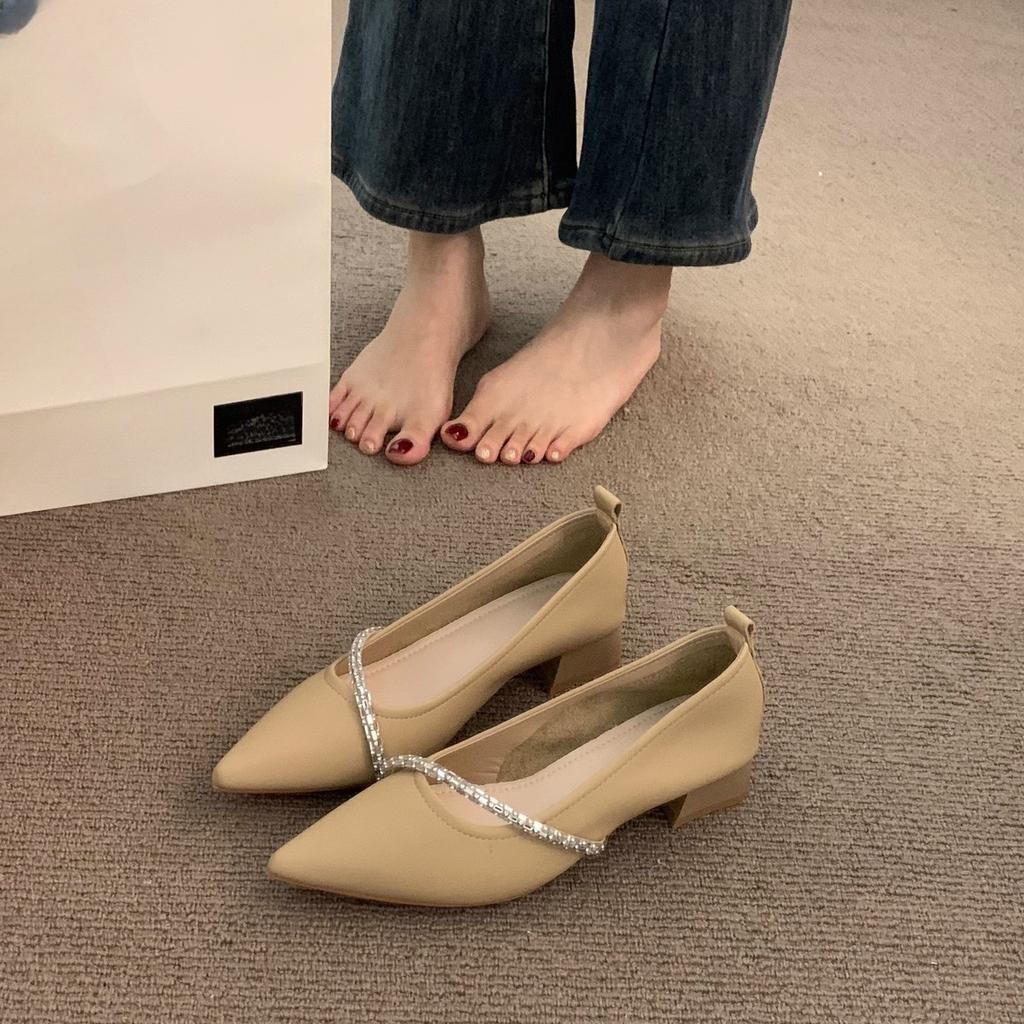 Medium heel milk khaki chain temperament pointed Mary Jane single shoes women's shoes spring and autumn evening commuting grandma shoes