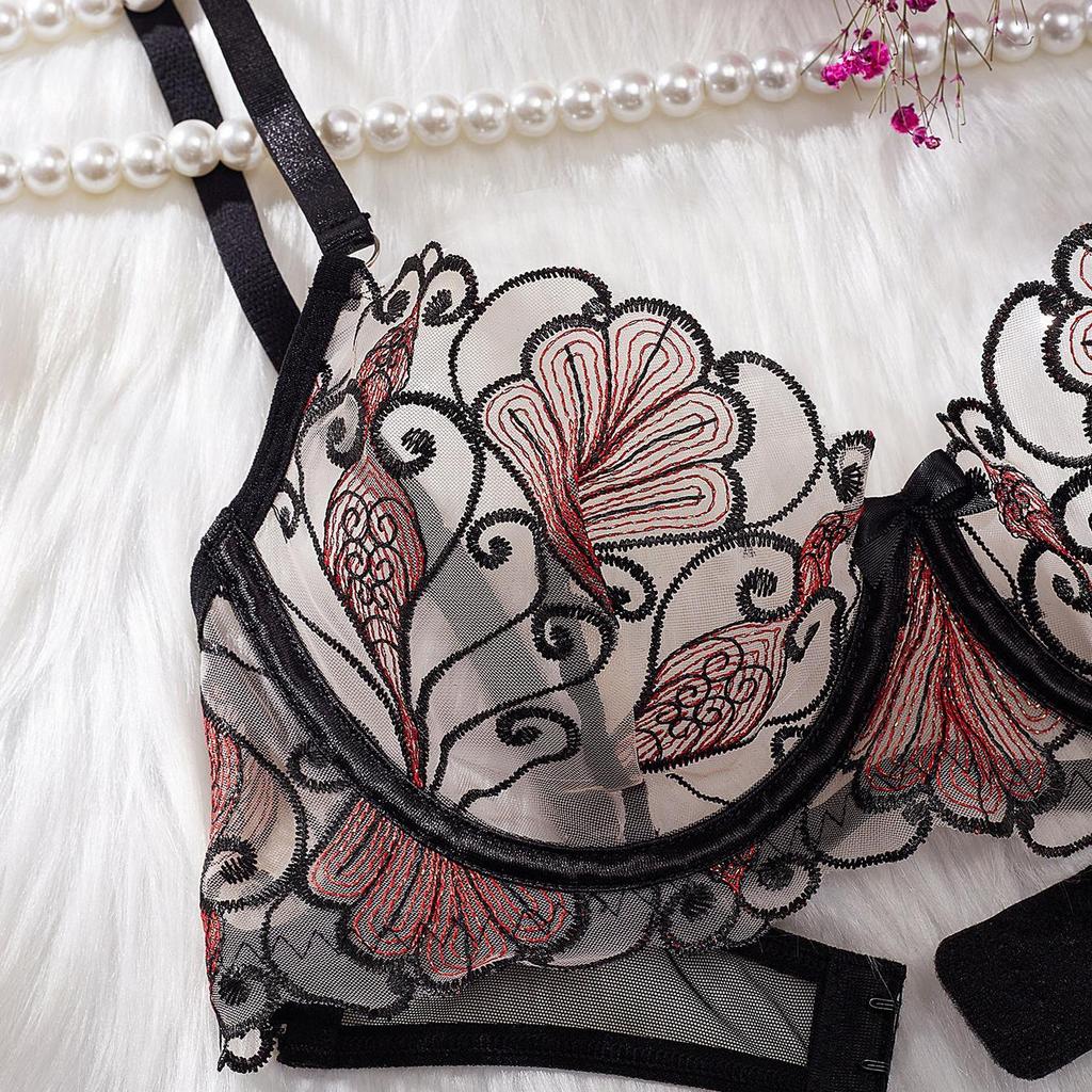 Women's Sexy Lingerie Set Ginkgo Leaf Embroidered Mesh Lingerie Low-cut Sheer Bra Set
