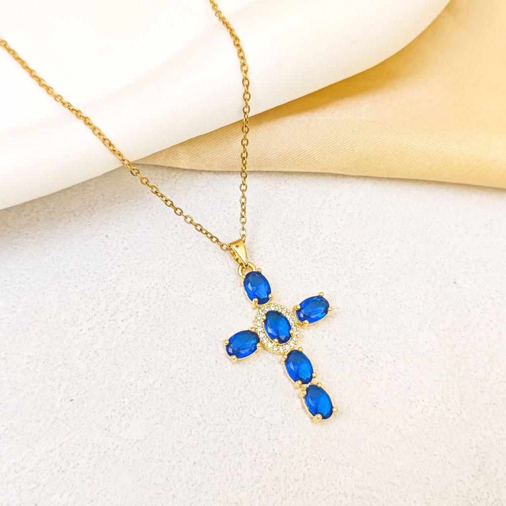 Women's Gold-Plated Copper Necklace: Luxury Fu Lu Pendant Clavicle Chain - Versatile Fashion Accessory