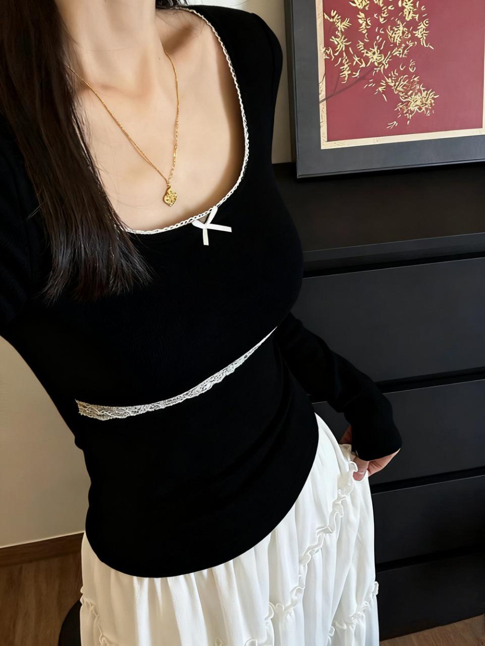 Women s Lace-Trimmed Slim Fit Long Sleeve T-Shirt with Padded Bust and Bow Medium