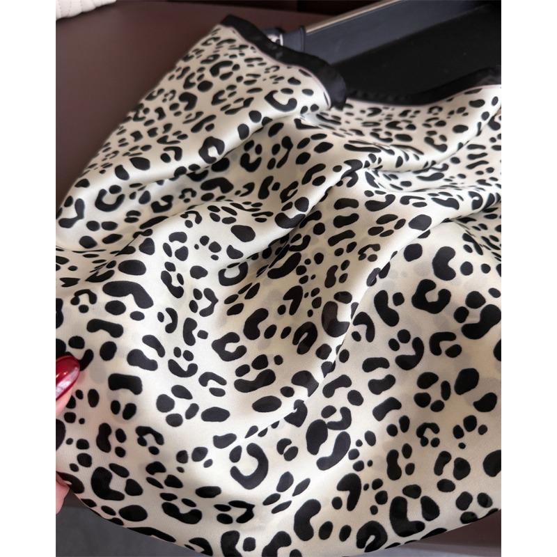 Fashion Classic High Quality Leopard Print Square Scarf Women S Neck Accessory