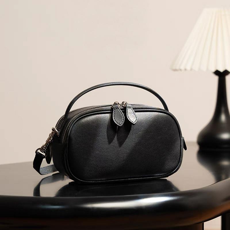 Leather bag women's 2025 spring and summer new camera bag fashion versatile messenger bag portable casual women's shoulder bag