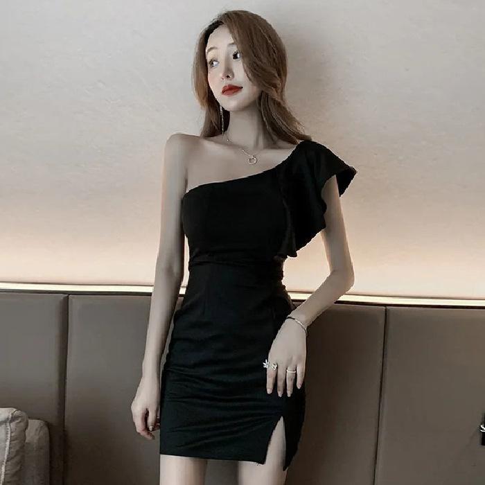 Sexy slanted shoulder slim hip dress women's summer fashion off-the-shoulder Internet celebrity temperament socialite dress