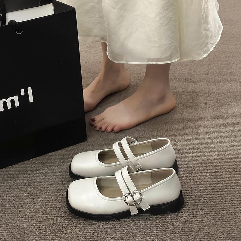 

Flat bottom square head Mary Jane shoes women s summer with skirt small leather shoes new shallow mouth fashion single shoes women 40 бежевий