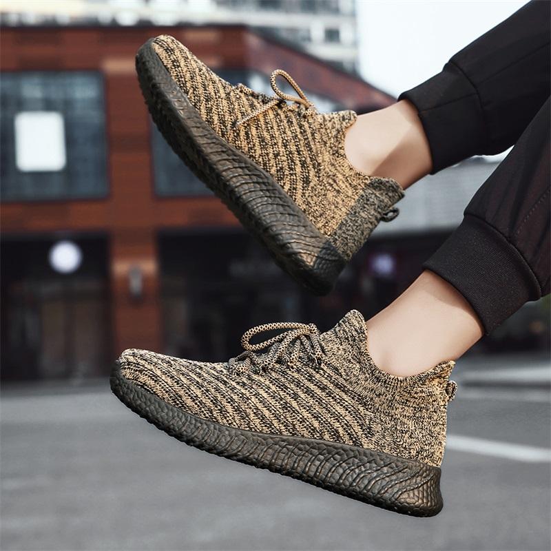 Large Size Fashionable Breathable Lightweight Sports Flying Mesh Shoes Outdoor Hiking Shoes Socks Shoes Sports Casual Men's Shoes