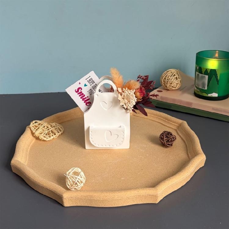 Apron Shape Silicone Planter Mold Flowerpot Molds for Crafts Resin Candle Cup Jewelry Holder Flexible and Reusable