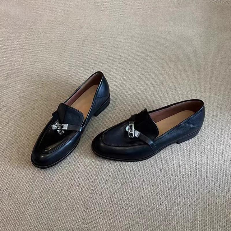 Retro Versatile Women's Leather Shoes - Low Heel Single Shoes