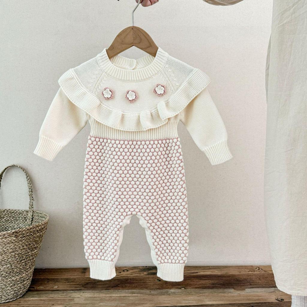 Handgemachter Baumwoll-Häkel-Blumen-Bubble-Romper für Säuglings- und Kleinkindmädchen - Herbst/Frühling