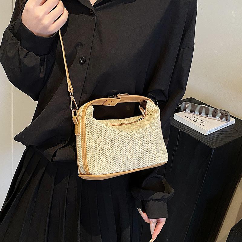 Retro Straw Crossbody Bag For Women Bohemian Small Knitting Summer Purse And Handbag Vacational Bucket Beach Bags
