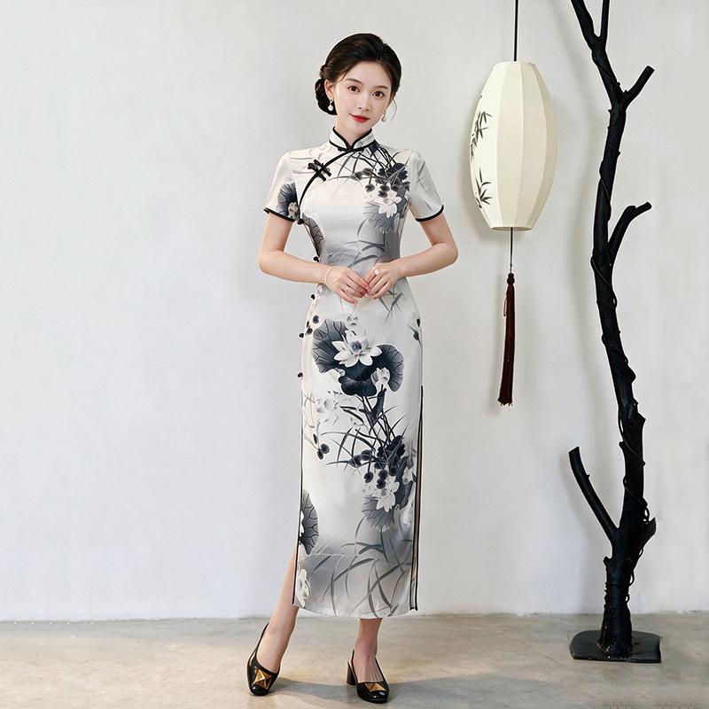 Ink and wash lotus national style new Chinese Suzhou long cheongsam improved young women's high-end sense retro short-sleeved catwalk