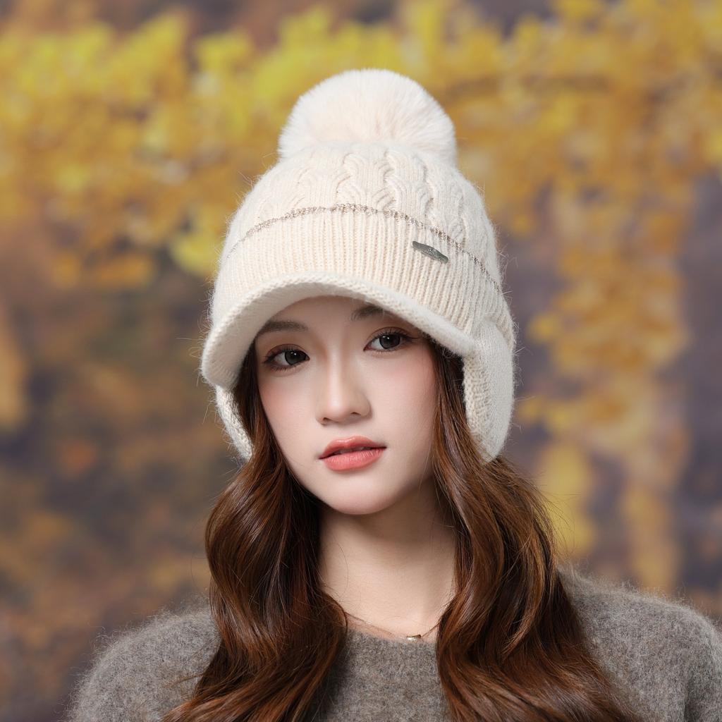 Hat Women's Winter Fleece Warm Wool Hat Windproof Hairball Duck Tongue Knitted Hat