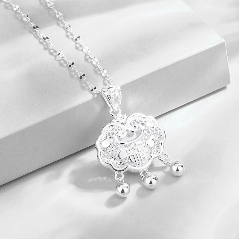 

SHIAI S925 Sterling Silver Peace Lock Fu Character Retro Clavicle Chain Pendant Sterling Silver 925