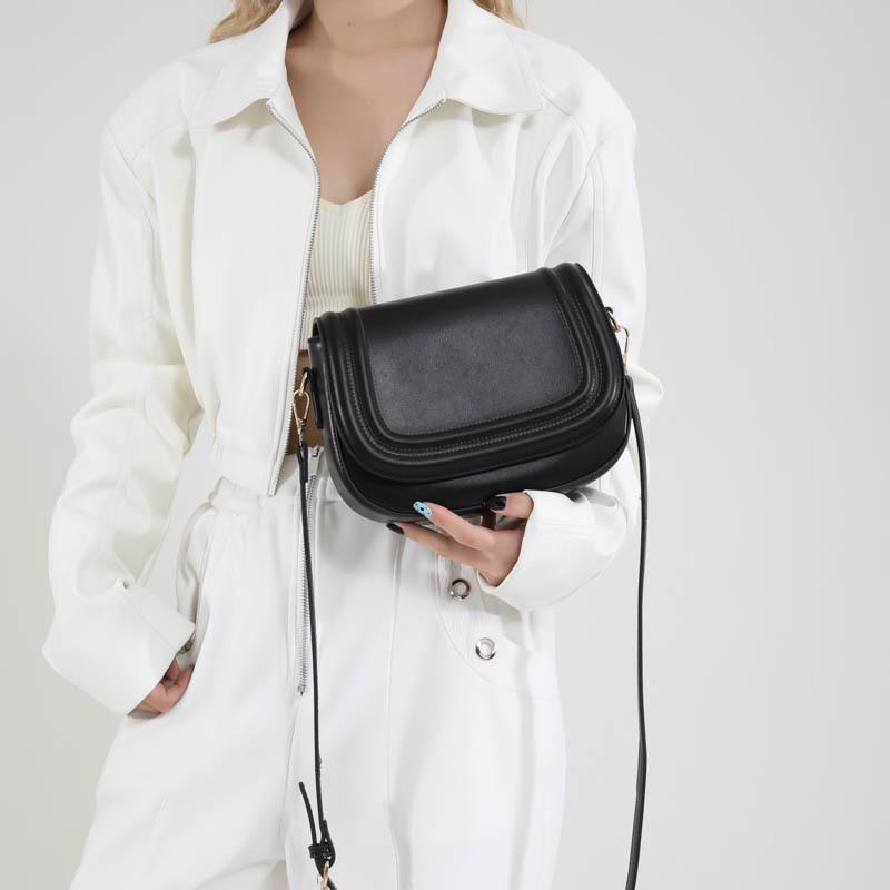 

Женская модная ретро-сумка кроссбоди в форме седла - Маленькая, универсальная, текстурированная сумка на плечо 2025 чёрный