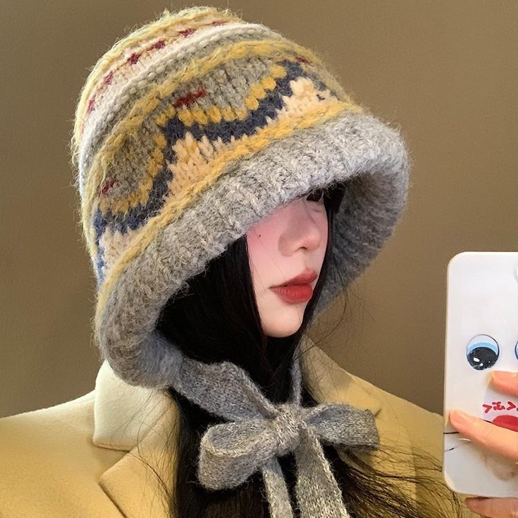 Fair Island Style Thickened Warm Wool Hat Autumn and Winter Retro Versatile Face Showing Small Bag Head Hat Outdoor Casual Hat Women