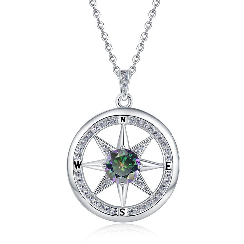 Collana Pendente Bussola Stella a Otto Punte Placcata Oro Bianco con Moissanite Colore D da 1/2 Carato