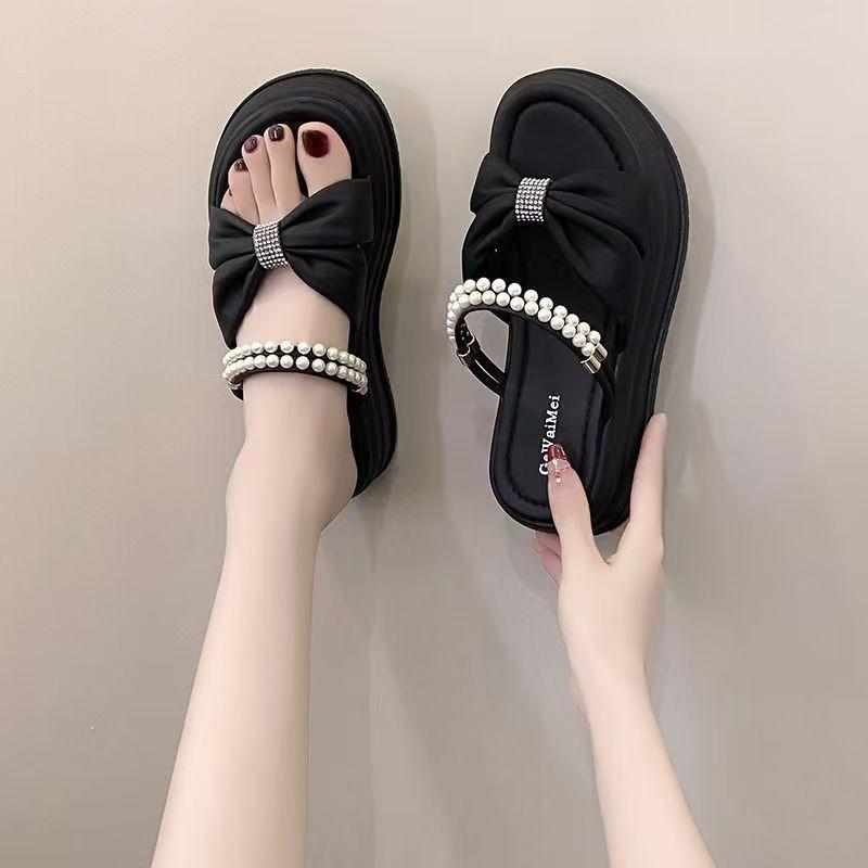 Fashion 2025 Summer Korean Style Bow Design Round Toe Non-slip Thick-soled Sandals for Women's Fashion Outdoor Pearl Wedge Heel Slippers