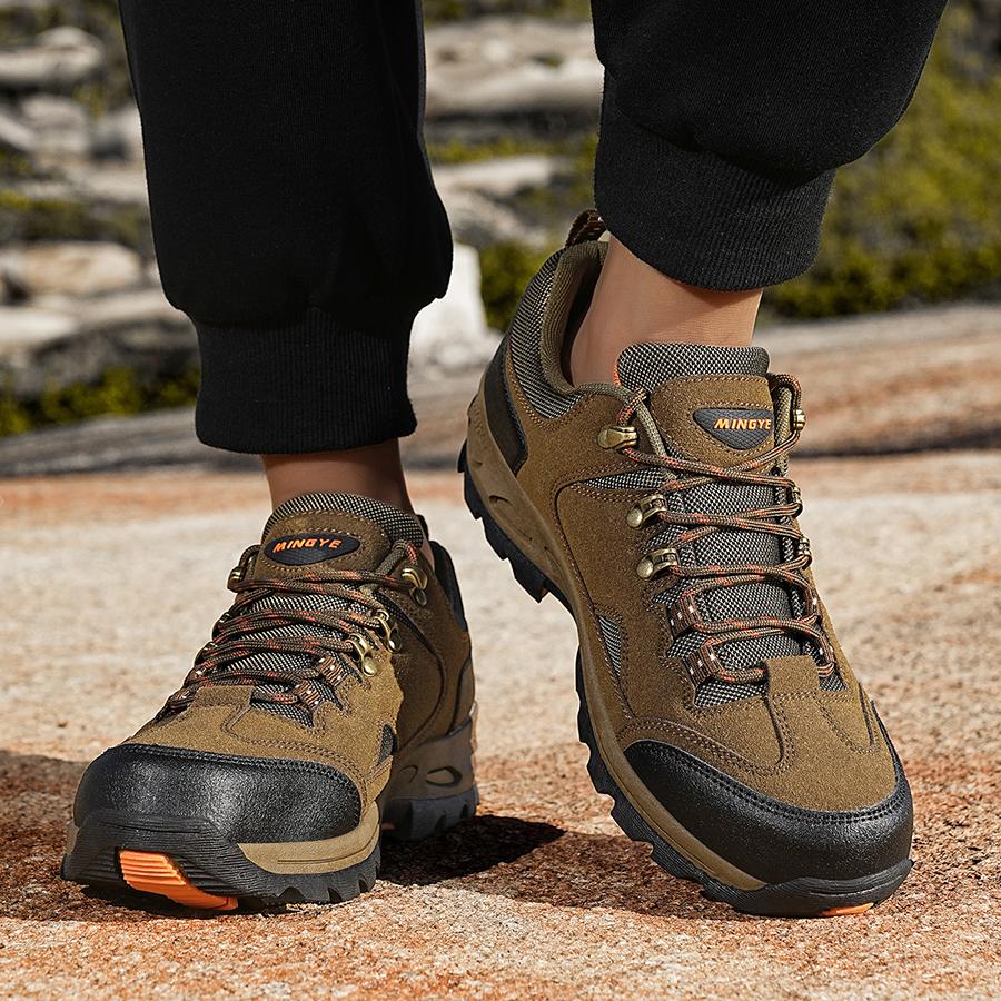 Men's Spring/Autumn Outdoor Hiking Shoes Casual Sneakers Mountain Climbing Tracking Shoes for Trail Trekking Big Size 47