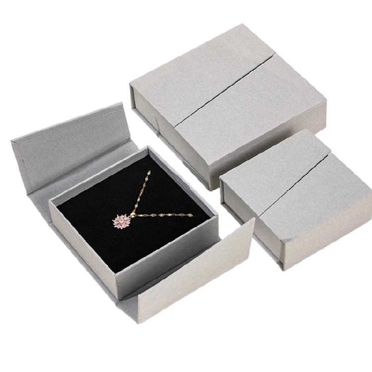 Travel Friendly Jewelry Organiser with Double Flip Lid Magnetic Closure Earring Necklace Rings Storage Case