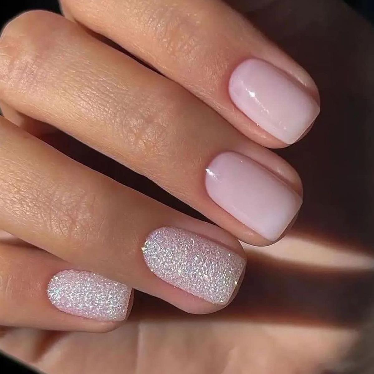 

Minimalist Iridescent Glitter Square Press-On Nails - Finished Nail Art Tips