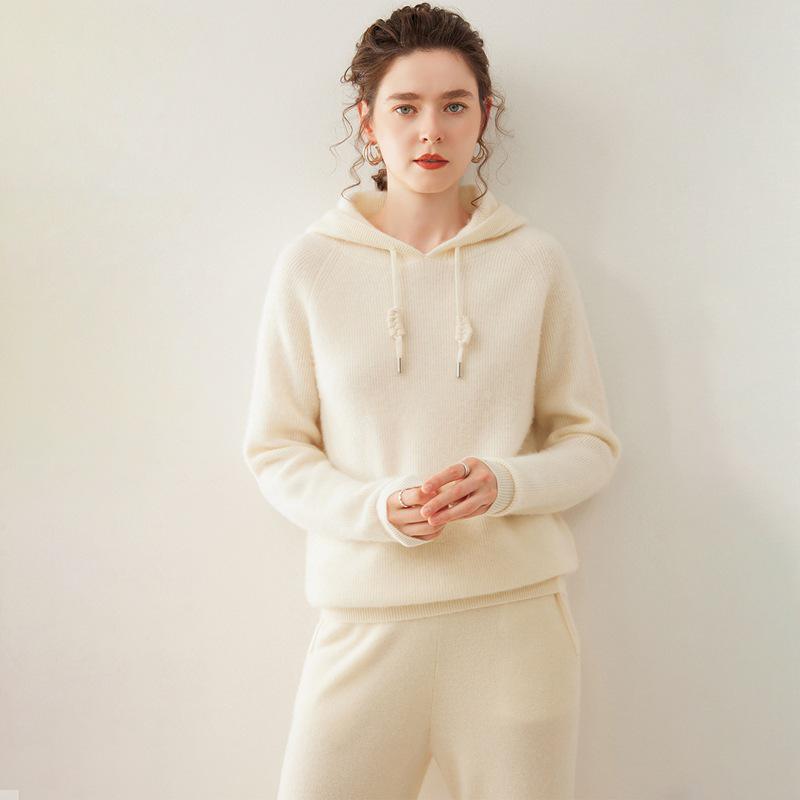 Women's Cashmere Yuanbao Stitch Hoodie - Loose Fit, Thick Knit, Age-Reducing, Casual for Autumn and Winter