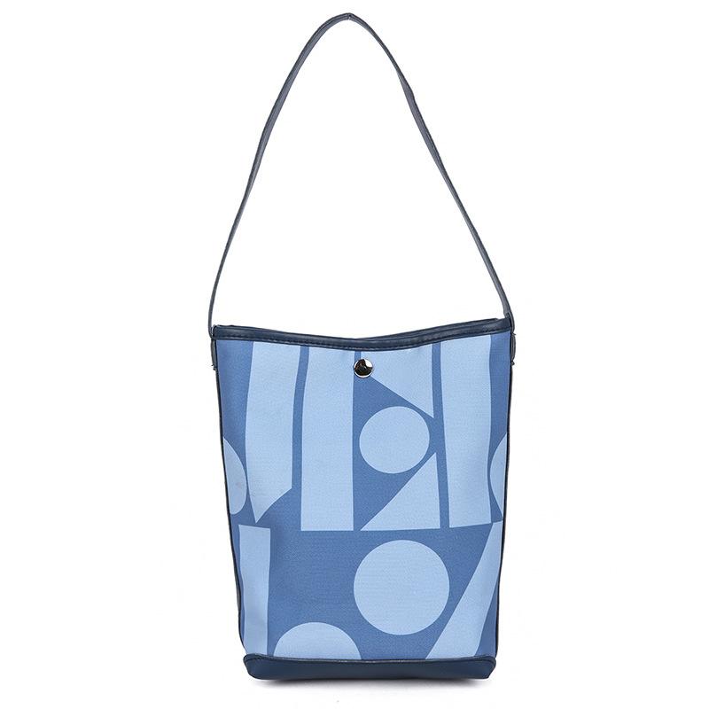 

Niche Bucket Bag Fashionable Ladies Shoulder Bag Large Capacity Commuting Bag Versatile Women s Bag one size fits all