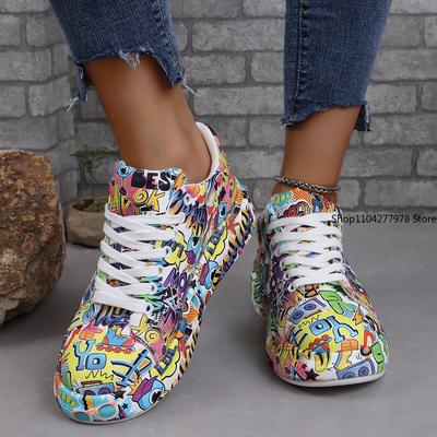 Mode Grande Taille 43 Baskets Femme Chaussures à Semelles Épaisses Été Chaussures Graffiti Peintes à la Main Baskets Femme Décontractées d'Extérieur Zapatos De Mujer