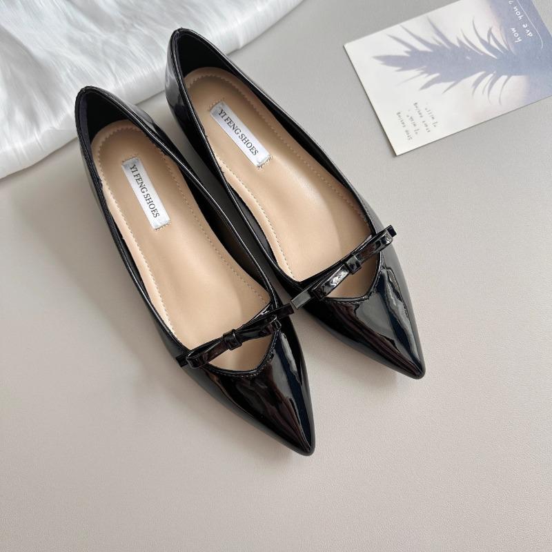 

Patent leather bow pointed V mouth flat sole shoes women s spring senior sense gentle and versatile evening shoes 40 чёрный