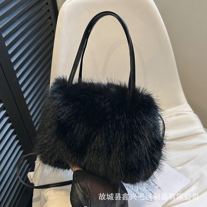 Autumn and Winter New Storage Portable Plush Bag High-end Texture Fashionable Fluffy Versatile Bag Messenger Fluff