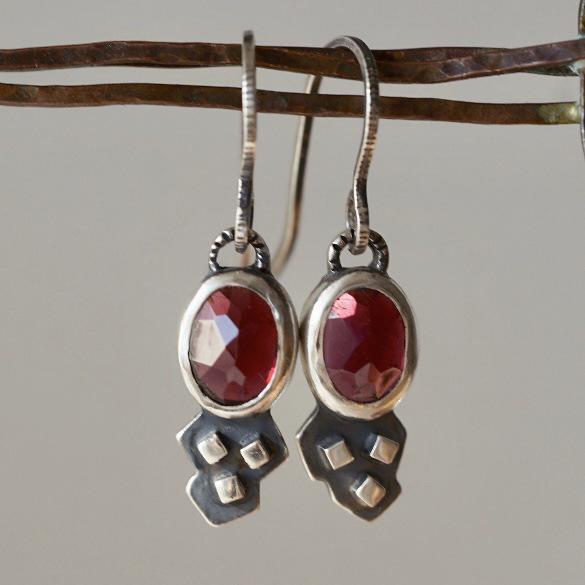 Элегантные Рубиновые Серьги-Кресты Китайские Этнические Легкой Роскоши с Застежками-Крючками