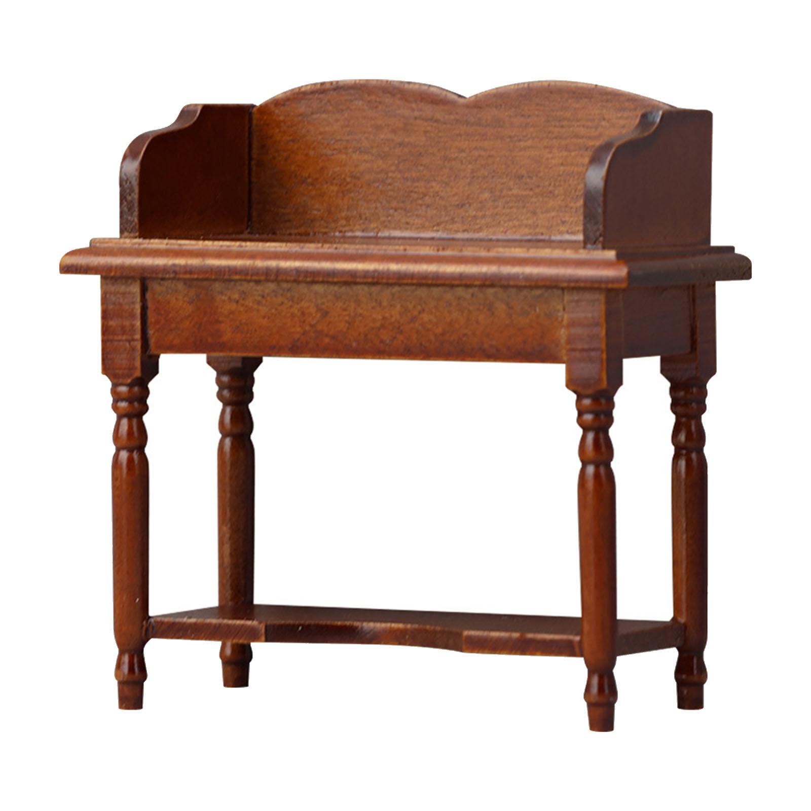 

Деревянный миниатюрный письменный стол в масштабе 1/12 для кукольного домика, с реалистичной детализацией и достаточным местом для хранения